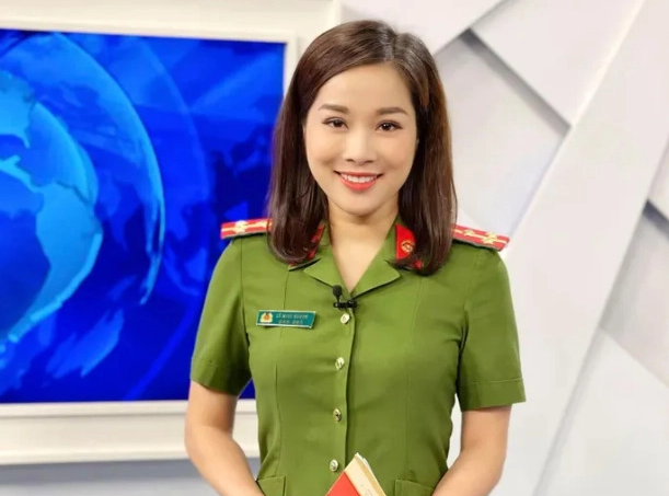 Diễn viên Việt mang quân hàm công an 
